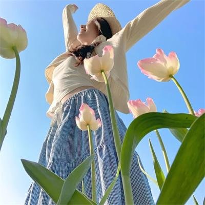 主演 E